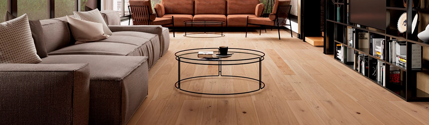 Fondo de pared de follaje artificial mujer disfrutando de su jardin